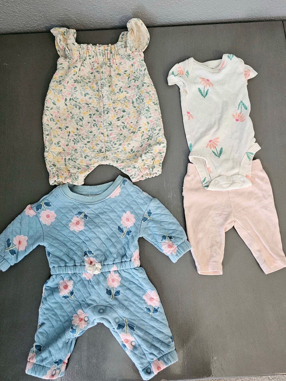 Newborn Baby Girl Summer Outfit Bundle | Carter’s & Cloud Island Floral Sets